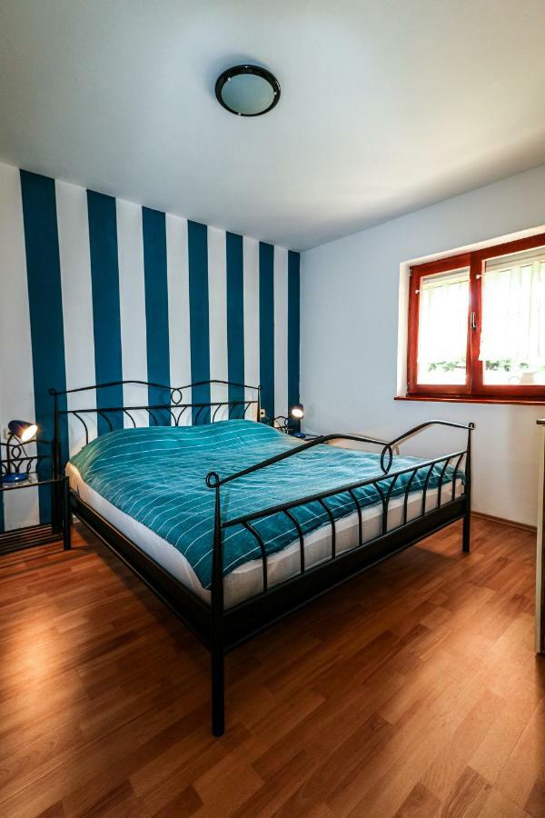 Apartamento Waimarie Fažana Exterior foto